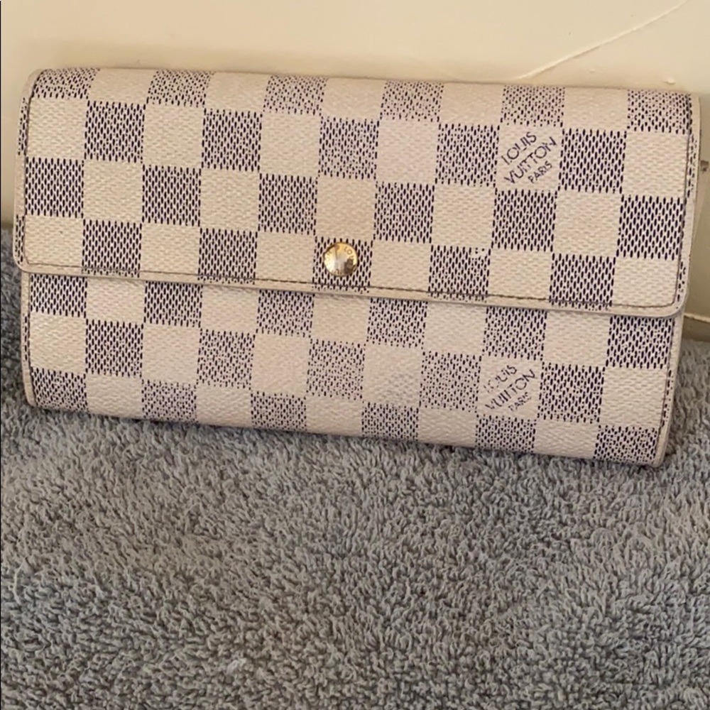 Sarah wallet